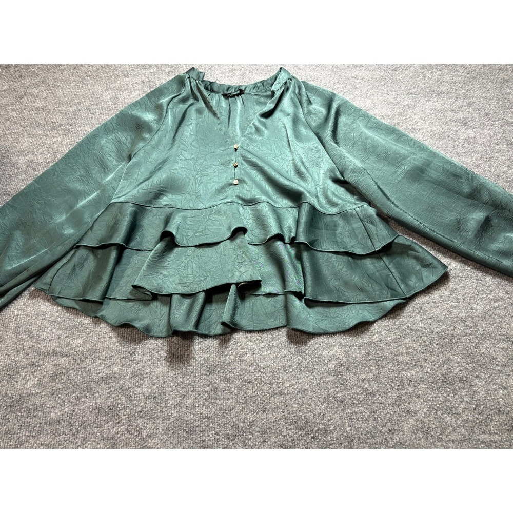 Zara Women Green Satin Crinkle Peplum Blouse V-Neck Gold Button Tiered Top Large